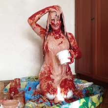 Top Messy Girls: Girl in White Clothes Receives a Food