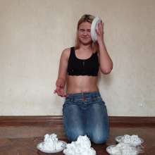 Top Messy Girls: Jessie Sandwich Pies