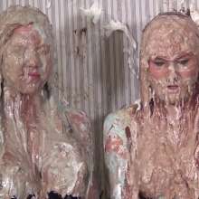 Anglefan: Sexy 3-girl lingerie pie scene