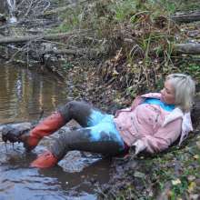 bootedbabes: Wet and Muddy Orange Hunters