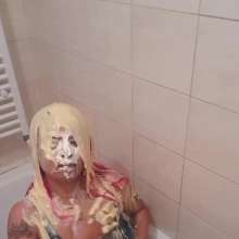 TheGungeZone: Zelenia's Custard Bathtime