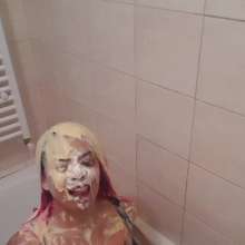 TheGungeZone: Zelenia's Custard Bathtime