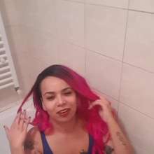 TheGungeZone: Zelenia's Custard Bathtime