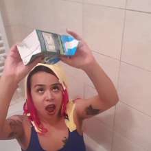 TheGungeZone: Zelenia's Custard Bathtime