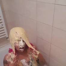 TheGungeZone: Zelenia's Custard Bathtime