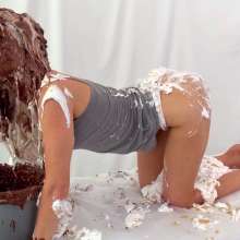 Messygirl: New MG Download: Zoey is Pie Banged