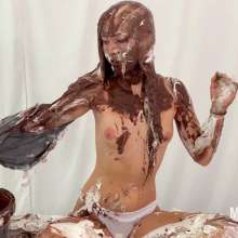 Messygirl: New MG Download: Zoey is Pie Banged