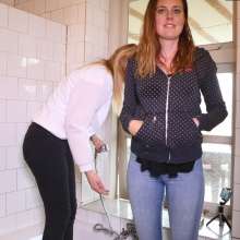 eileenvogel: W322 Eileen and Leila ripping their jeans during a bath