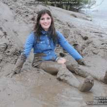 DungeonMasterOne: Maude gets muddy in a cute playsuit and Hunters!