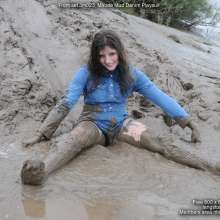 DungeonMasterOne: Maude gets muddy in a cute playsuit and Hunters!