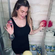 TheGungeZone: Danielle's Messy Football Forfeit