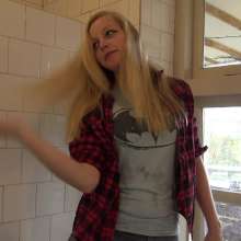 Wamtastic Jessica: Eileen's Batman Bath!