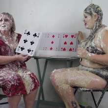 Jeremy Custard: Higher or Lower with Isla and Penny Banks