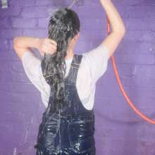 DungeonMasterOne: Honeysuckle's Dungaree Bathtime: Wet denim overalls!