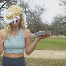 Alana SexyMessyBabes: Happy Pied in the Park day!