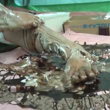 Alumi: Who says slathering cute girls in cream and chocolate isn't art?