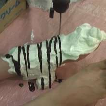 Alumi: Who says slathering cute girls in cream and chocolate isn't art?