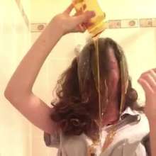 Aussie girls slimed: Mia's Sticky Mess