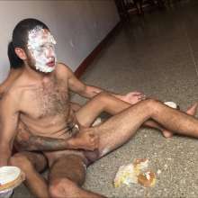 RevSlymsford: Rafa and Daniel Handjob Play With Real Pies... Daniel Cums