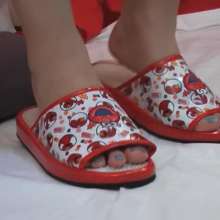 Alumi: Beautiful Japanese ballerinas seem to love putting their bare feet in slime