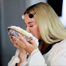 Aussie_Bob: Katy Perry takes a pie.