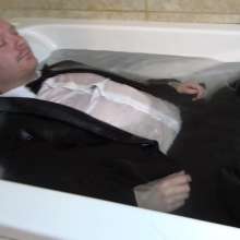 WildThang: Taking a Bath in Tuxedo with Masturbation