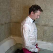 WildThang: Taking a Bath in Tuxedo with Masturbation