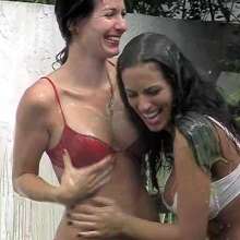 wamtec: Taylor and Lexi in the Gunge Tank