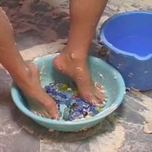 Alumi: 4 Japanese girls playing with whipped cream, slime, and their feet