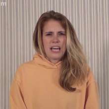 Anglefan: Ava gets the chunky ycdtotv slime, courtesy of Kelsey Rose!