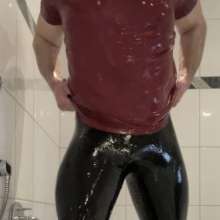 shinyclotheslover: Slime