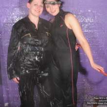 DungeonMasterOne: Bonus wet scene: Maude and Rosemary Hosedown