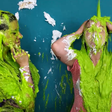 The Man and The Wife: Messy Hair Wipes