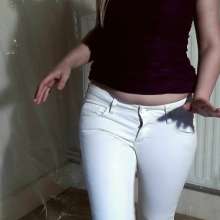 RevSlymsford: Cherry's Messy White Jeans
