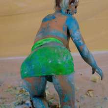 messyhot: Chikkin Sits in a Massive Cake Making a Huge Mess 4k
