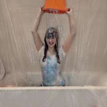 TheGungeZone: Eevee's Messy Gunge Bath