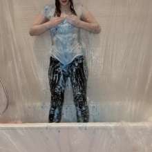 TheGungeZone: Eevee's Messy Gunge Bath