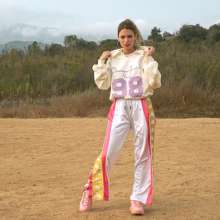 RSSRuinStreetStyle: Free 10minutes Muddy Girl Video: Kappa Trackpants and  fila Sneakers