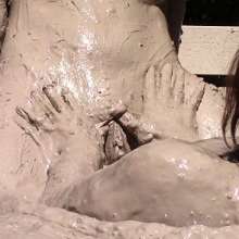 FOXY: Lesbians in mud. Video