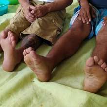 lovingmessy4you: Gustavo and Milton Playing Slime and Clean Feet
