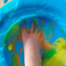 lovingmessy4you: Whose toes are these?