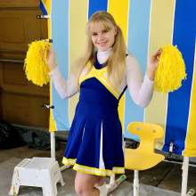 PieZone: Meet Kayleigh!  New Model Gets the Full PieZone Experience!