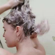 Mia_Mur: I Wash My Hair with Nice Brush and a Lot of Shampoo