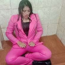 WetPlace: Jazminss Showering In Pink Clothes