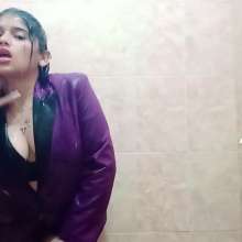 WetPlace: Jazminss Taking Shower Fully-Clothed