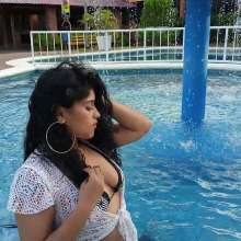 WetPlace: Jazmiss Spending Lovely At Pool