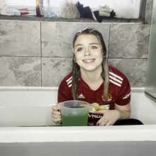 TheGungeZone: Leah's Messy Slime Bath