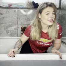 TheGungeZone: Leah's Messy Slime Bath