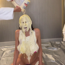 Slimed Models: Lizzie Gets Fish Slimed!