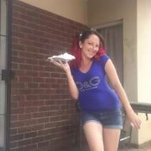 Thefetishgirl: Smashing Pies in Your Face